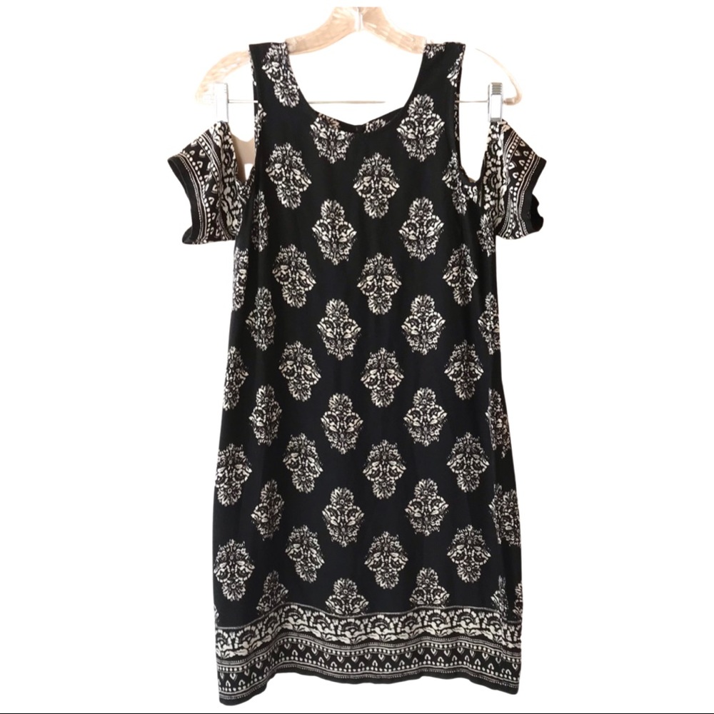 Hollister cold shoulder print dress, women’s small